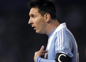 Messi 'sale de una y se mete en otra': pillado con su hijo en coche sin silla infantil