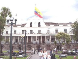 Ahora quieren lanzar a Juan Costa