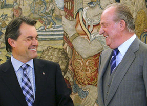 Una cita cumbre en plena crisis soberanista catalana: el Rey recibirá el jueves a Artur Mas