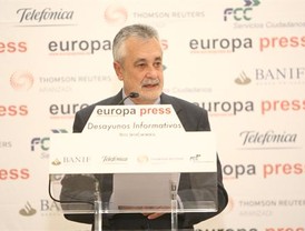 Griñán pide incrementar la cooperación para 'fortalecer el valor España'