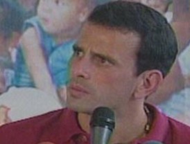 Capriles Radonski afirma que su triunfo beneficia a Chávez