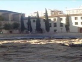 Unos 60 trabajadores de Halcón Foods exigen a VALCARCEL responsabilidades, en las puertas del PALACIO DE SAN ESTEBAN