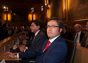El nuevo presidente de la Diputación de León, Emilio Orejas, carga contra la corrupción