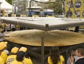 Venezuela hizo una arepa de casi media tonelada