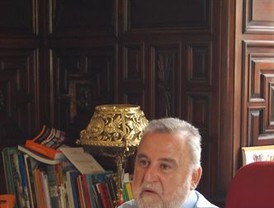 La juez avanza que Torrijos habrá de 'explicar su marcado interés' por el concurso de Mercasevilla