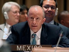 Indígenas de 130 países reunidos en La Paz