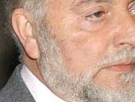 EE.UU. nevadas 'clavan' aviones en tierra y causan desorden en rutas