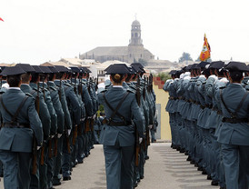 Sarkozy condecora a 'Harry el Sucio'