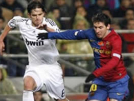 Piden la dimisión de una senadora del PSOE por 'reírse de los parados'