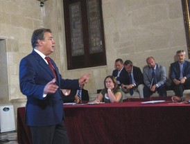 PP y UPN reeditan el pacto electoral para frenar a Bildu-Aralar en Navarra