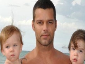 Ricky Martin realizará gira con sus hijos
