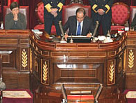 El Gobierno y las comunidades se dan un mes para concretar un pacto por la Educación