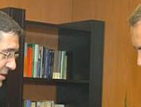 Moratinos se queda; Solana se va