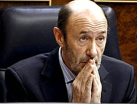 Comienza la semana del acoso a Rubalcaba