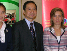 Julia Navarro: 'El periodismo español está mediatizado por intereses partidistas y empresariales'