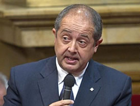 El pepino de Sosa Wagner en Estrasburgo, un éxito en Internet