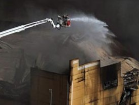 Incendio destruye talleres de escuelas de samba de Brasil