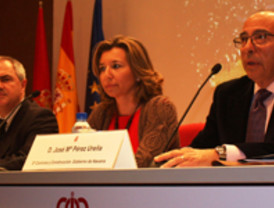 Salud gastará 26 millones de euros en mascarillas y batas contra la gripe A