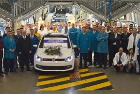 Volkswagen Navarra fabrica la última unidad del Polo A05 y se centra ya en el nuevo modelo
