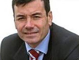 Gómez propone una tasa bancaria para dar una paga extra a jubilados