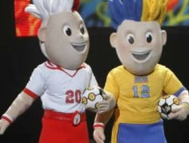 Presentan Polonia y Ucrania mascotas de próxima Eurocopa 2012