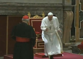 El Papa Francisco comienza con mal pie... primer tropiezo vaticano