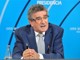 Internautas entregan a González-Sinde el informe 'El canon mata a la cultura'