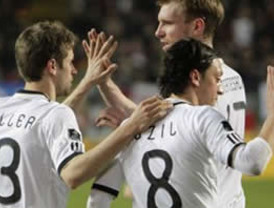Alemania logra goleada casi de rutina por 4-0 ante Kazajistán
