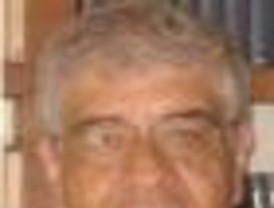 El director del colegio de Nueva Montaña agredido y el padre acusado se culpan mutuamente del ataque