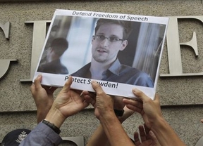 Un plan para el 'traidor': un empresario ofrece un avión a Snowden para trasladarlo a Islandia y salvarle de EEUU