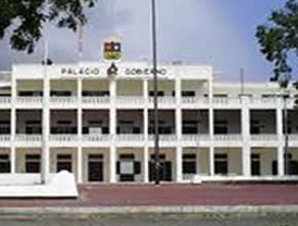 Zapatero despide bien a Corbacho, pero...