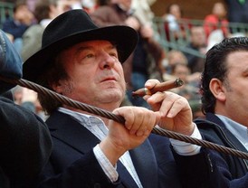 Ecuador negó espacio aéreo al avión de Porfirio Lobo