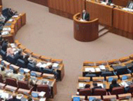 San Isidro (23ª). Toros encastados y oreja de torero bravo para Robleño