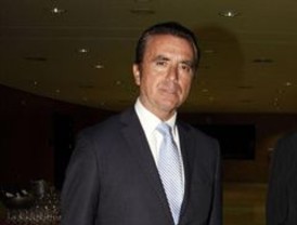 Bono dice que Zapatero barajó su nombre para candidato del PSOE al Gobierno