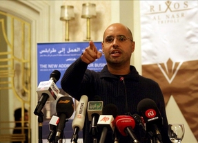 La Haya tiene contactos "indirectos" que permitirán a Saif al Islam entregarse