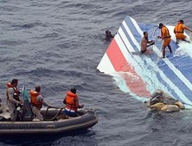 Karl Lagerfeld diseña moneda de oro Coco Chanel
