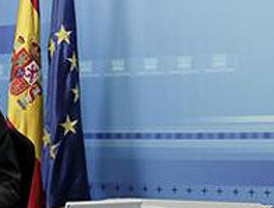 Zapatero agradece su labor a las tropas destacadas en el extranjero