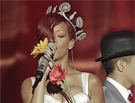 Rihanna, demandada por plagio