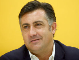 ERC s'acosta a CiU per seguir tocant poder ara que veu que no ho podrà fer de la mà del PSC