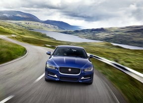 El Jaguar XE nombrado 'BEST NEW CAR' en los
premios otorgados por Fleet World
