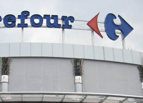 Carrefour echa un cable a los mayores de 65 años: les descontará el IVA de las compras
