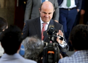 España pone fin a la tensa espera: De Guindos confirma que pedirá de inmediato el rescate bancario