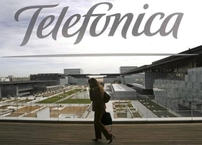 Bruselas decidirá antes del 6 de diciembre si autoriza a Telefónica a comprar E-Plus