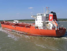 Irina Shayk se quita ropa para anunciar zapatos