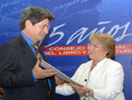 Zapatero irá al Congreso a explicar qué pasa en Barcelona