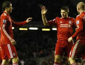 Con un gol con mucha fortuna Liverpool vence al Fulham