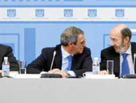 ZP se reune con los empresarios para analizar su nuevo recetario de reformas