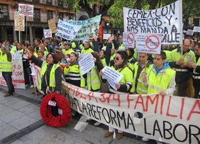 Los trabajadores de CEMEX se manifiestan contra el 
