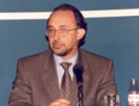 Grande-Marlaska imputa por estafa al presidente de Air Madrid