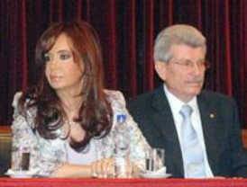 El Servicio Cántabro de Salud pide disculpas por su 'mala coordinación' al suspender 24 operaciones en Liencres